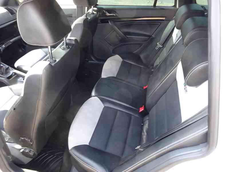 Škoda Octavia 2.0 TDI Combi RS r.v.2012 (125 kw) serviska - foto 13