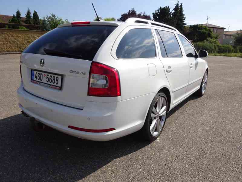 Škoda Octavia 2.0 TDI Combi RS r.v.2012 (125 kw) serviska - foto 4