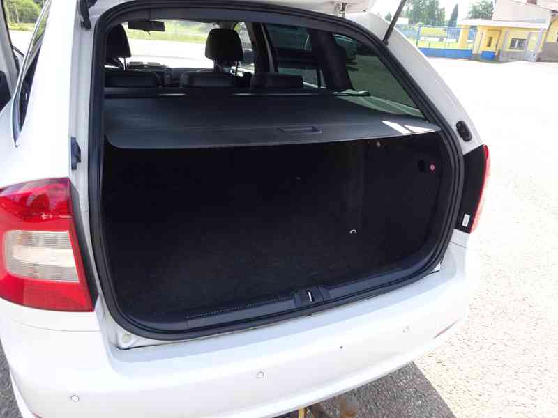 Škoda Octavia 2.0 TDI Combi RS r.v.2012 (125 kw) serviska - foto 15