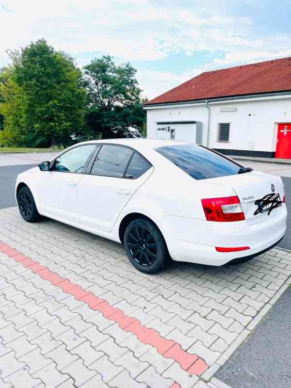 Škoda Octavia 1,2   TSI 77 kw - foto 3