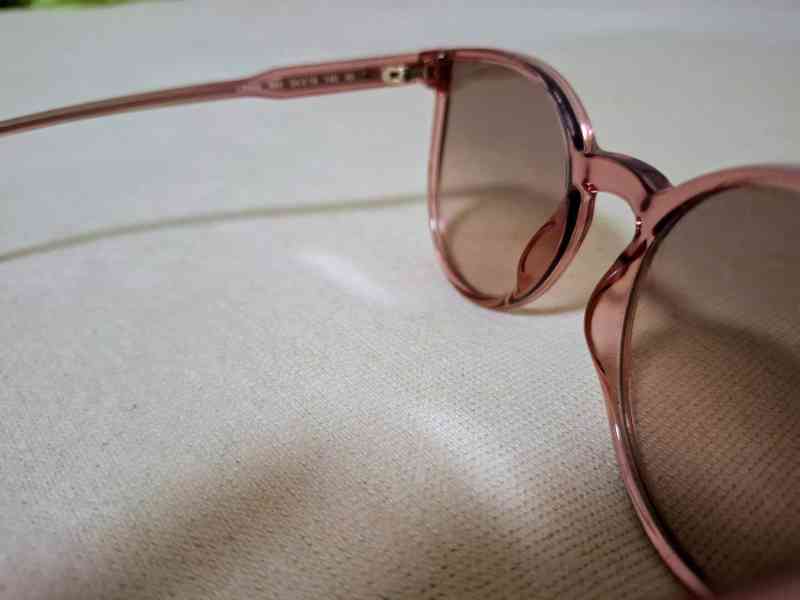 Sluneční brýle zn.Lacoste  - foto 11