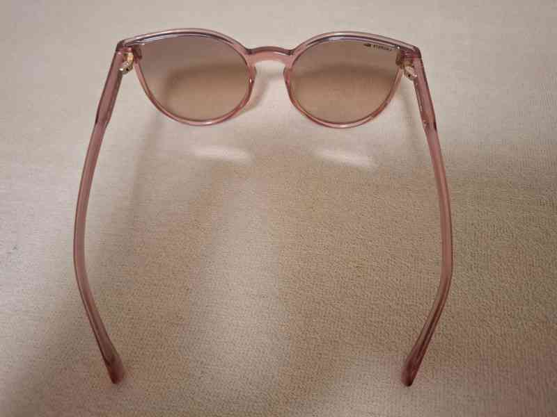 Sluneční brýle zn.Lacoste  - foto 9