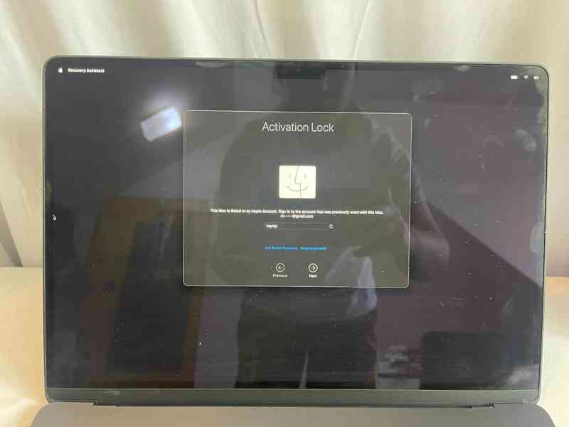 MacBook Air 15" M3 2024 A3114 – 8GB / 512GB, Midnight, iC... - foto 6