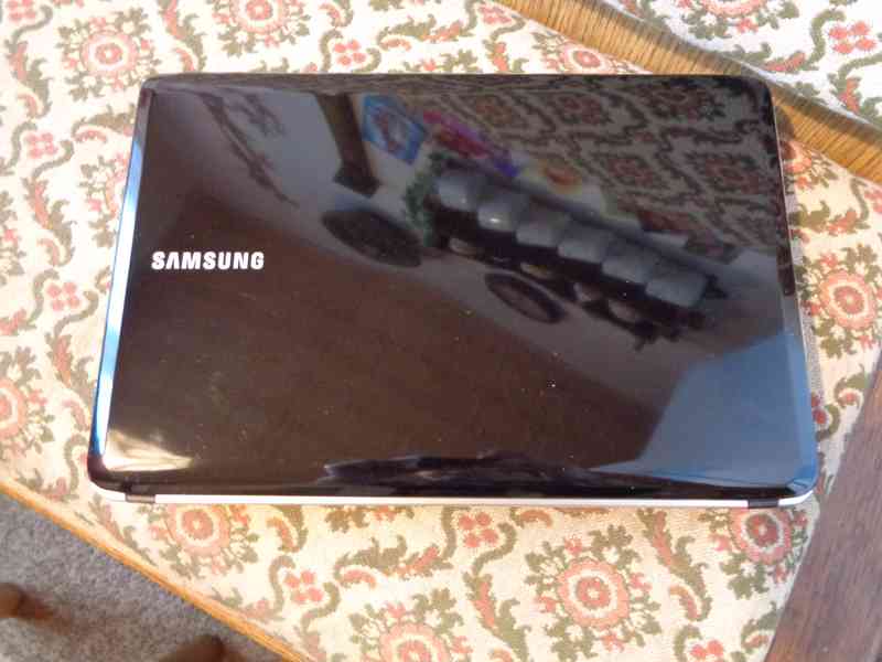 Samsung RV 510 - foto 1