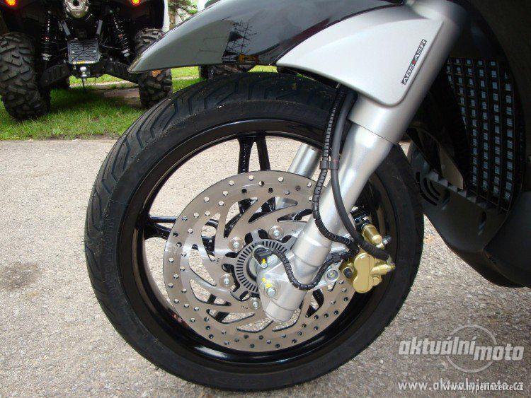 Piaggio Beverly 350 ST ABS/ASR - foto 2
