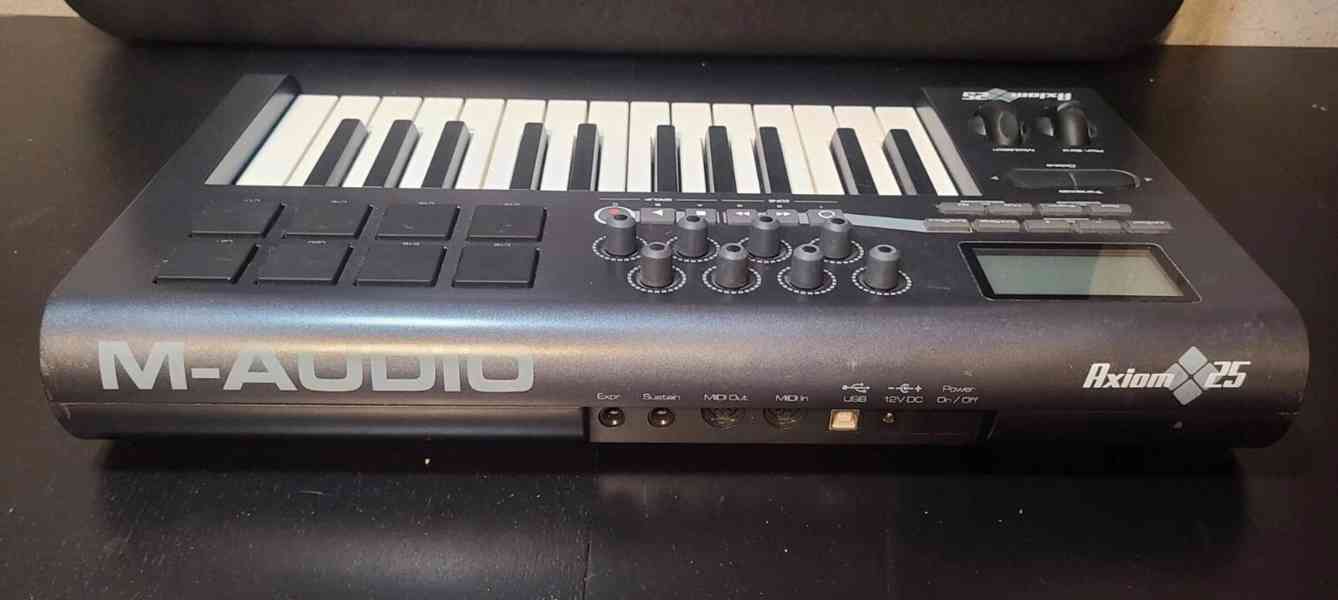 Prodám USB MIDI keyboard M-Audio Axiom 25(MK1) Cena: 1000 Kč - foto 2