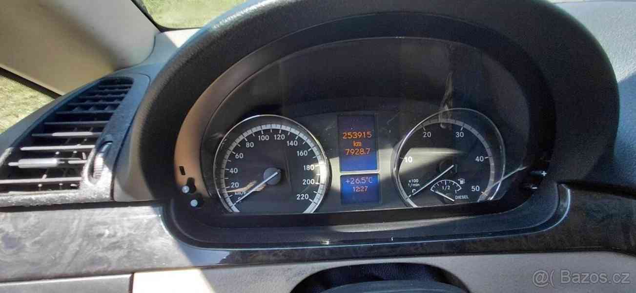 Mercedes-Benz Viano 3,0   Obytna dodavka - foto 5