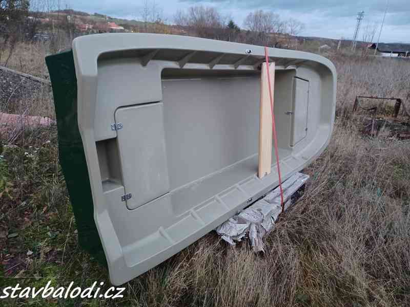 Pramice, rybářský člun, veslice, loď Ka 330 - foto 2