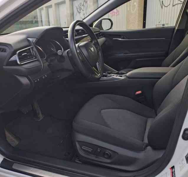 Toyota Camry, 2.5 Hybrid, 160 kW Automat, ČR - foto 4