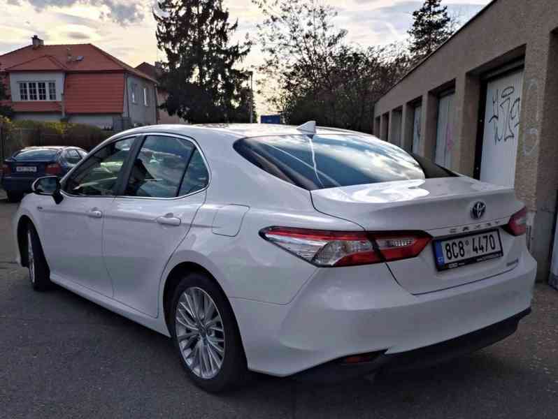 Toyota Camry, 2.5 Hybrid, 160 kW Automat, ČR - foto 5