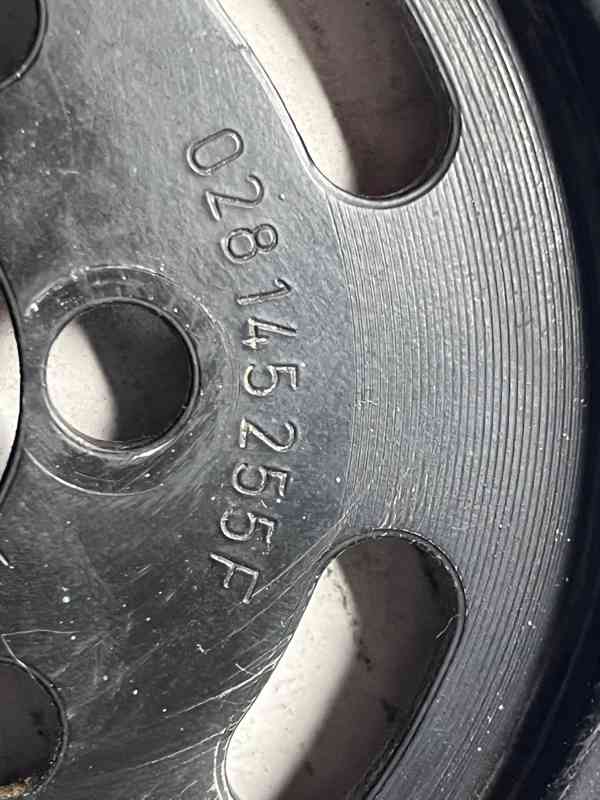 FELICIA 1.9D 2x řemenice a relé žhavení - foto 5