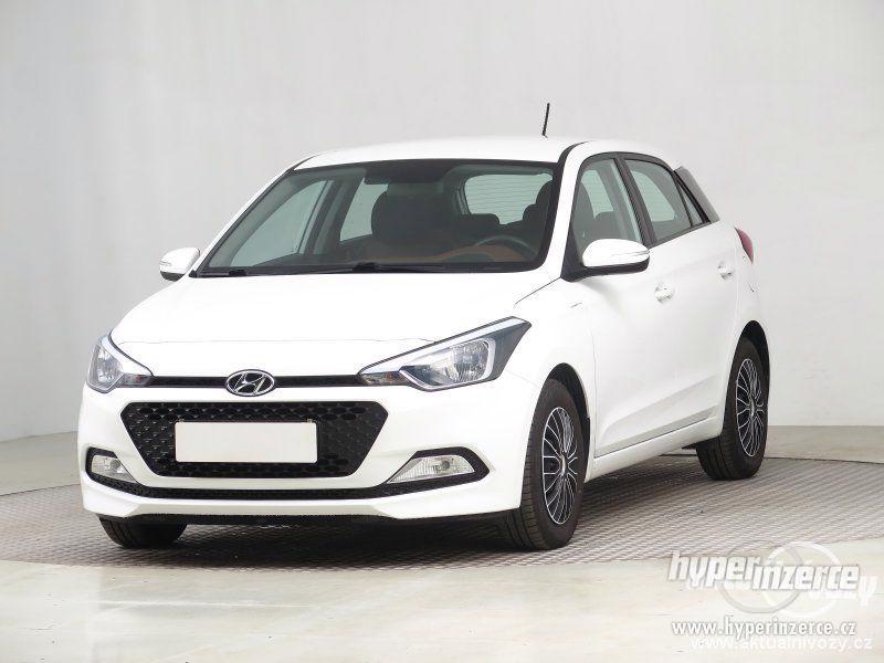 Hyundai i20 1.2, benzín, RV 2015