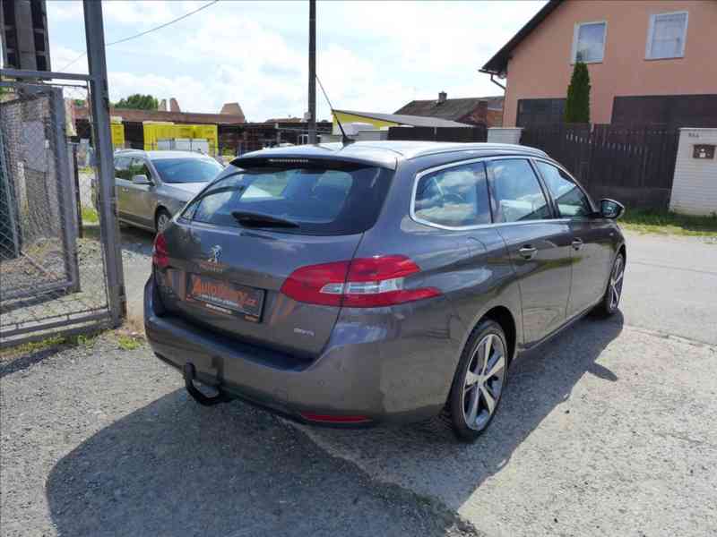 Peugeot 308 2,0 HDi FULL LED,TAŽNÉ,SERVIS - foto 3