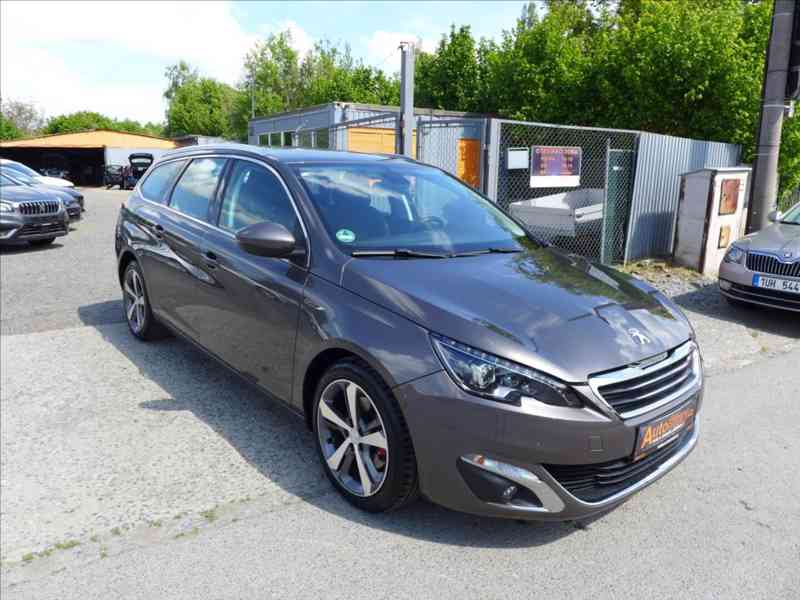 Peugeot 308 2,0 HDi FULL LED,TAŽNÉ,SERVIS - foto 2