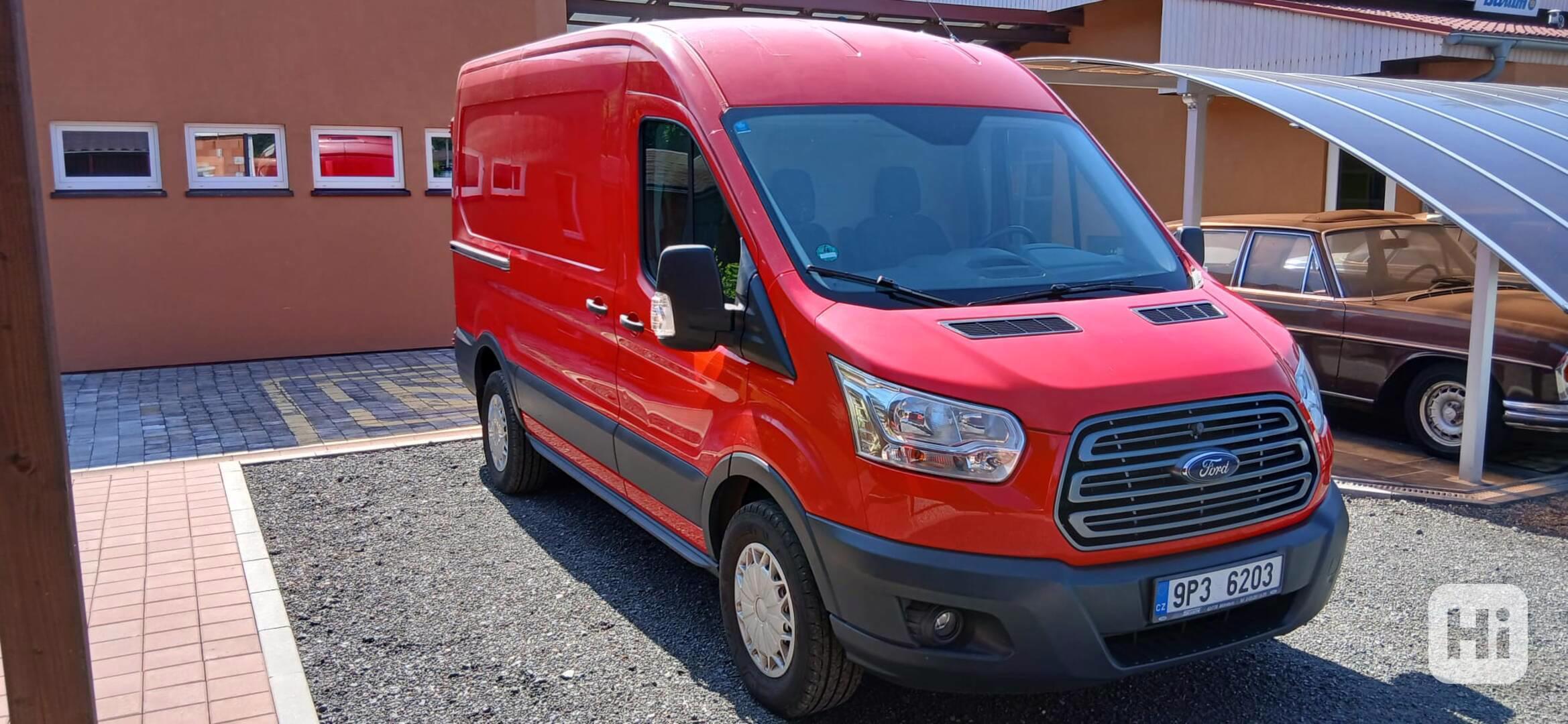 Ford Transit - foto 1