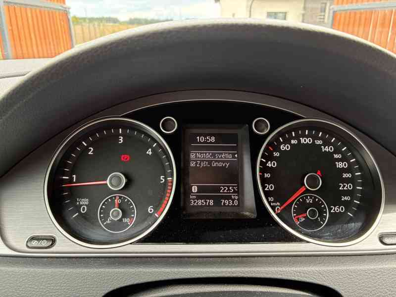 Prodám VW passat B7 2,0 TDI 103 kw comfortline - foto 13