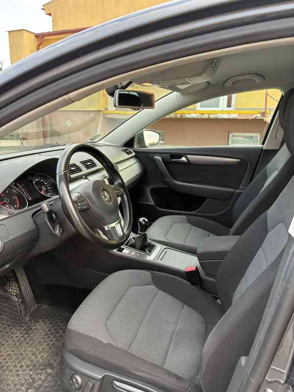 Prodám VW passat B7 2,0 TDI 103 kw comfortline - foto 11