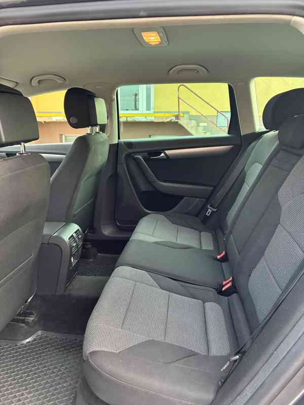 Prodám VW passat B7 2,0 TDI 103 kw comfortline - foto 8