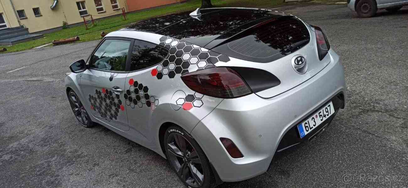 Hyundai Veloster 1,6   2012 - foto 2