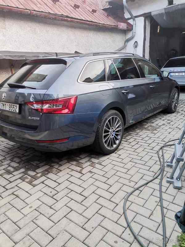 Škoda Superb 2,0   Š3 2.0 tdi 110kw DSG 2017 - foto 13