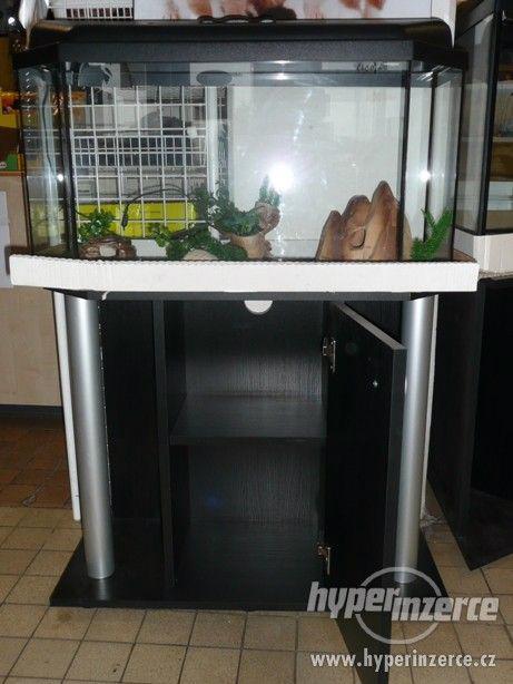 Akvárium + skříň 112l - foto 2