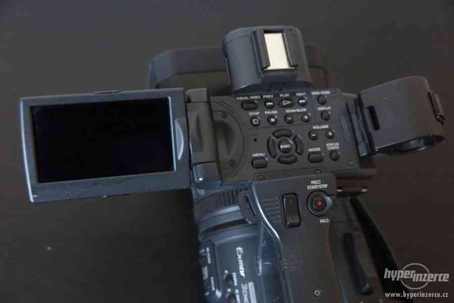 Videokamera SONY HDR-AX2000E + příslušenství - foto 16