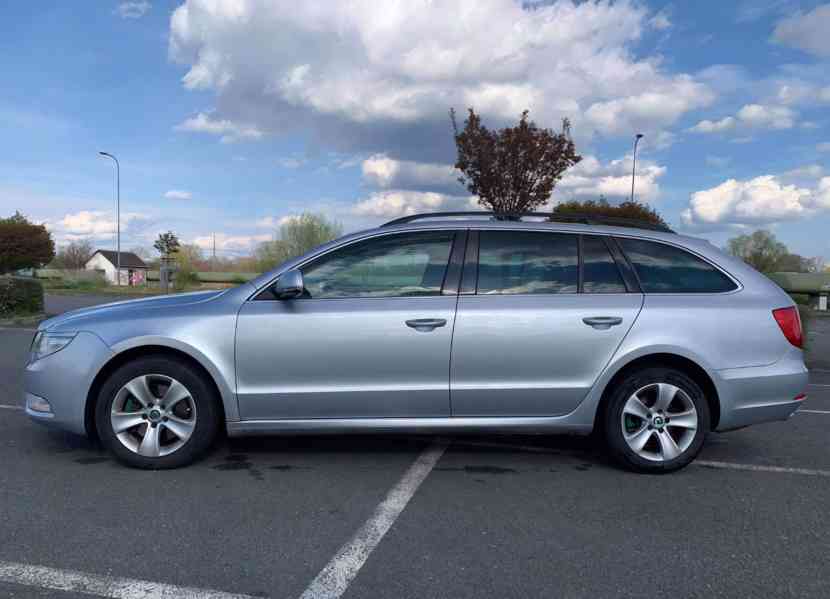 Škoda Superb 2 combi 2.0. TDI 103Kw - foto 2