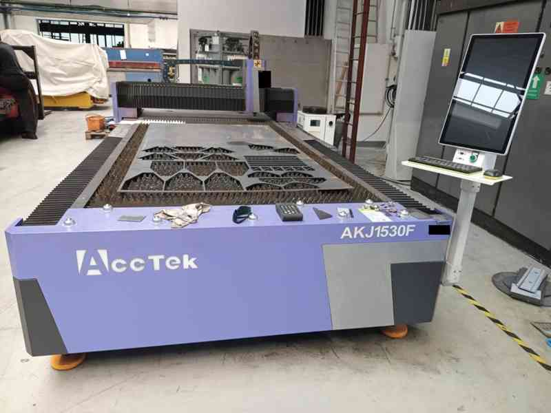 Fiber laser AccTek 	AKJ 1530F