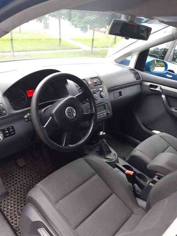 Volkswagen touran 1.9 - foto 3