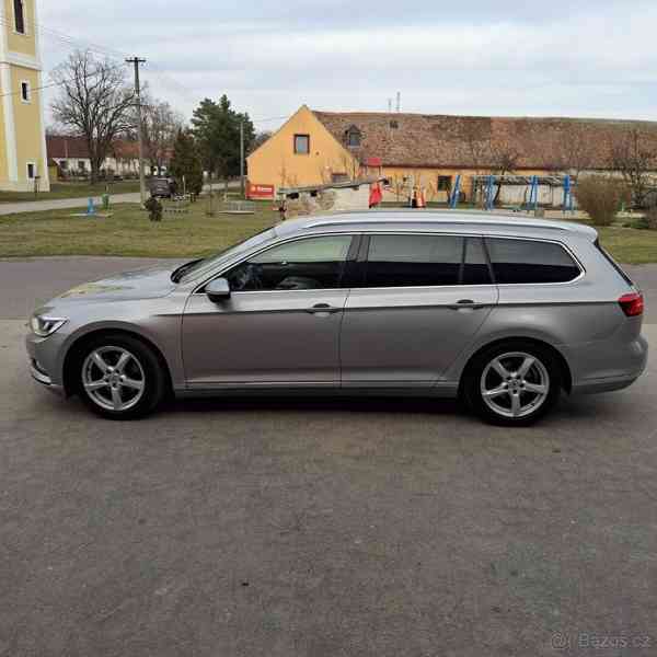 Volkswagen Passat 2,0 - foto 26
