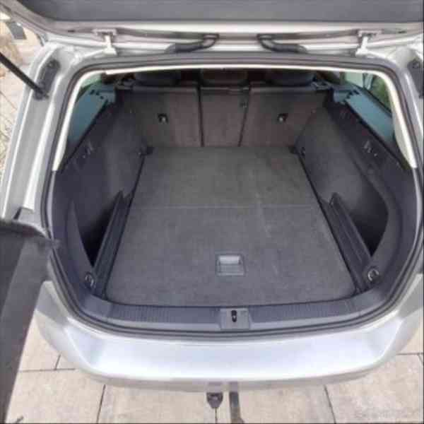 Volkswagen Passat 2,0 - foto 8