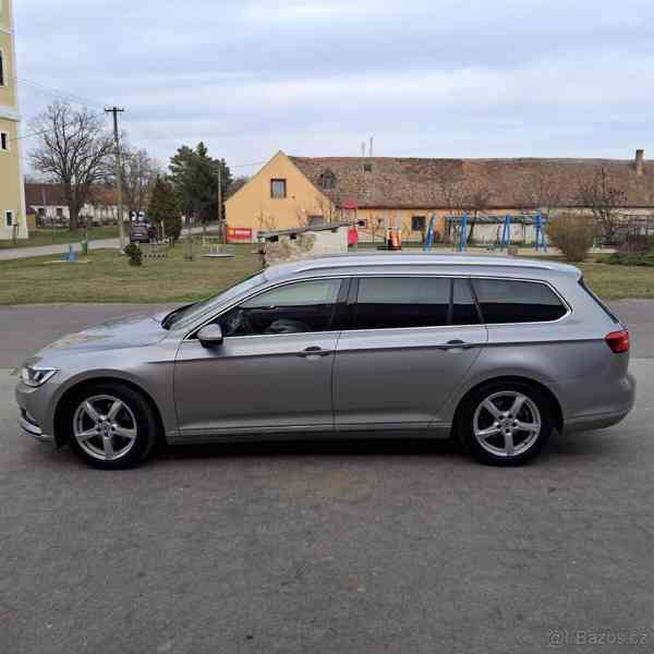 Volkswagen Passat 2,0 - foto 27