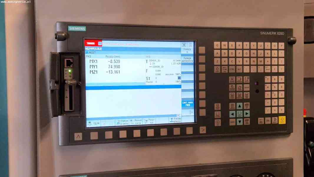 CNC vertikální obráběcí centrum KDVM 855L - foto 5