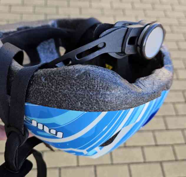 Malá helma pro dítě kolem 2 let - obvod hlavy 48-54 cm - foto 4