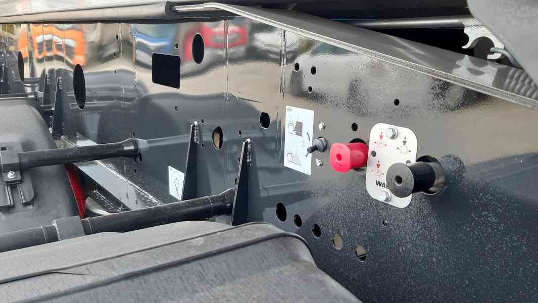 Sklápěcí návěs MEILLER 26 m3 / 2 ZVEDAČKY / plachta - foto 7