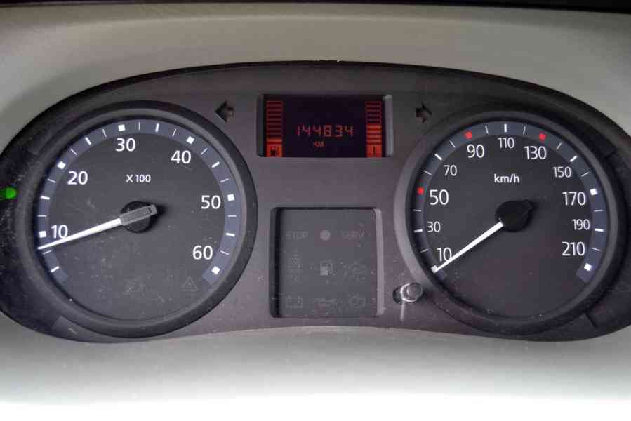 Renault Trafic 2.0 dCi 84kW L1H1 Passenger 6míst - foto 8
