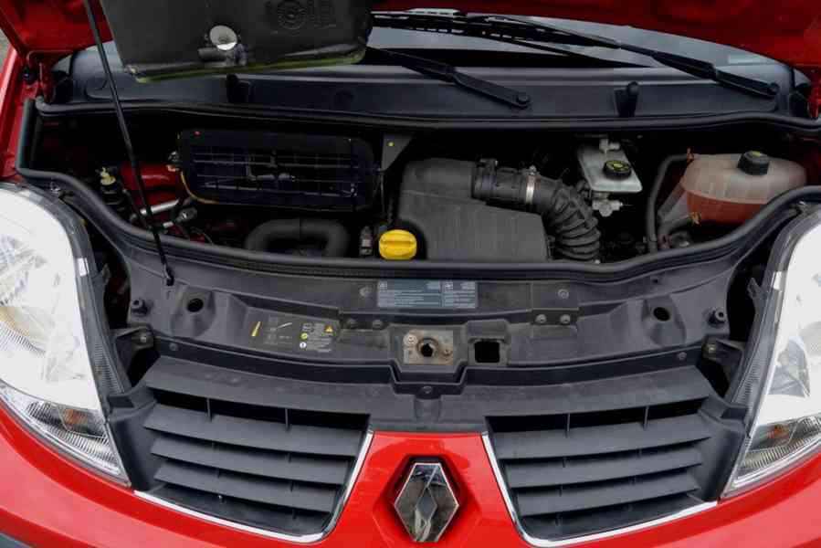 Renault Trafic 2.0 dCi 84kW L1H1 Passenger 6míst - foto 15