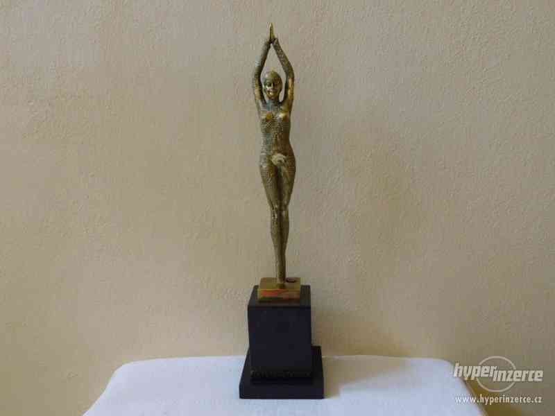 Bronzová socha tanečnice - Art Deco - foto 1