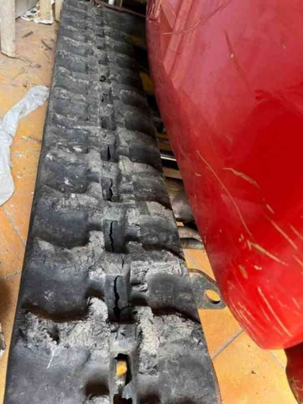 1.8t minibagr Komatsu PC16 - foto 9