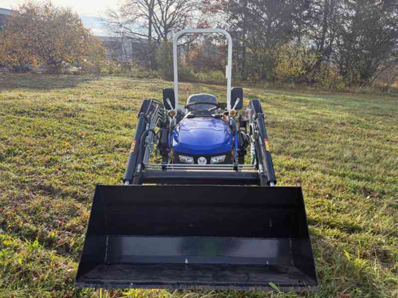 Malotraktor Tauros ZX25b 4x4 + čelní nakladač TZ02 - foto 3