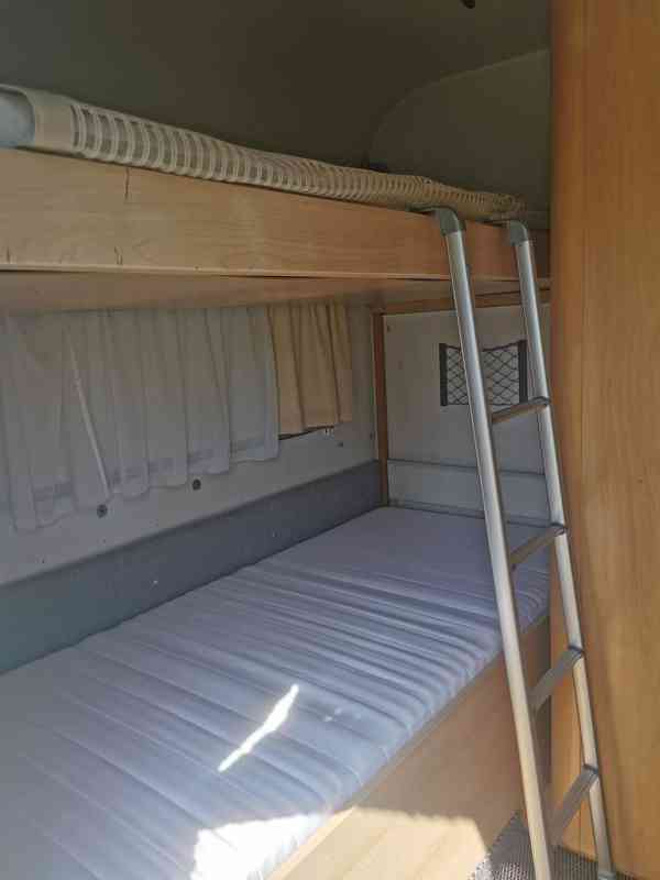 Obytný karavan Chateau+ palandy - foto 4