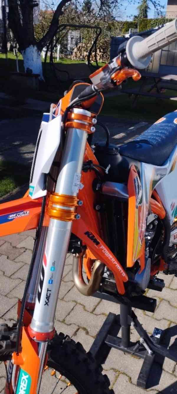 Motorka Kroska KTM 450 - foto 9