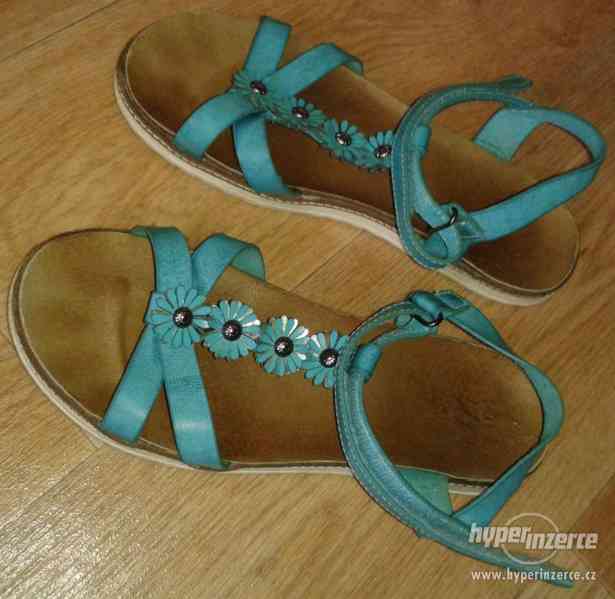 letní sandály Baťa vel.36 - foto 1