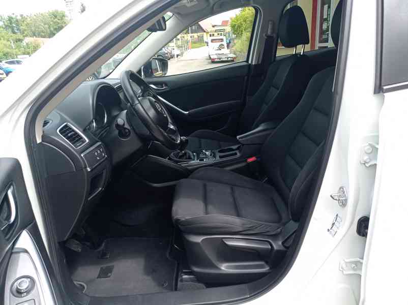 Mazda CX-5 2.2D 4x4/Skyactive/Navi/Výhřev - foto 12