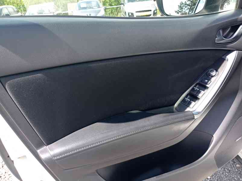 Mazda CX-5 2.2D 4x4/Skyactive/Navi/Výhřev - foto 10