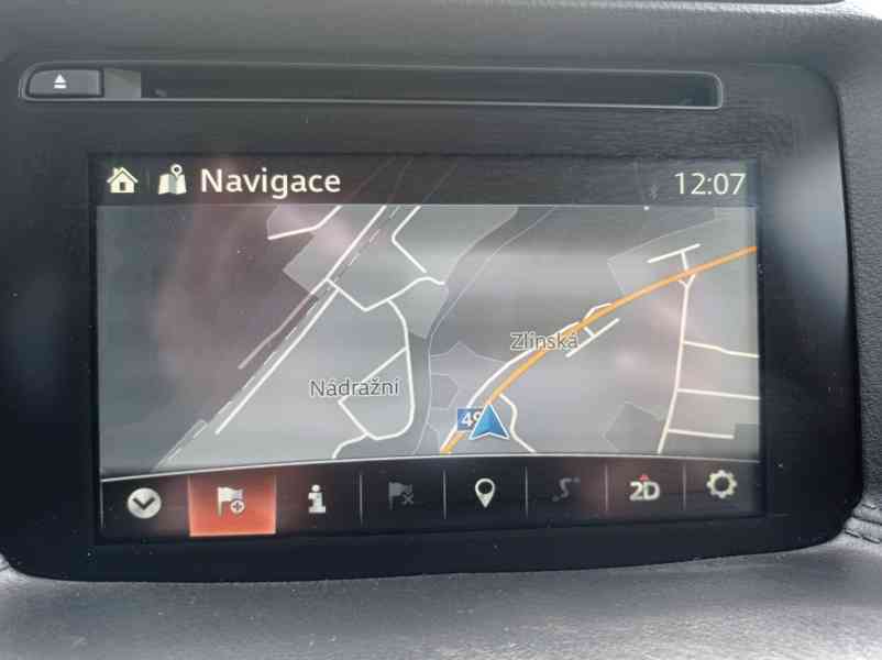 Mazda CX-5 2.2D 4x4/Skyactive/Navi/Výhřev - foto 33