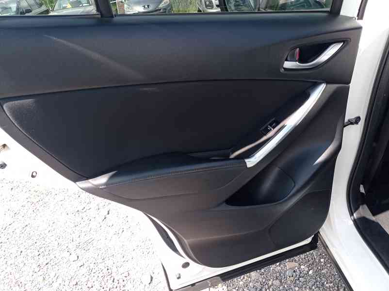 Mazda CX-5 2.2D 4x4/Skyactive/Navi/Výhřev - foto 13