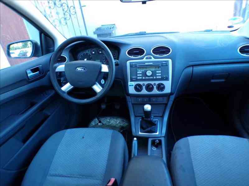 Ford Focus 1,8 16V KLIMATIZACE - foto 10