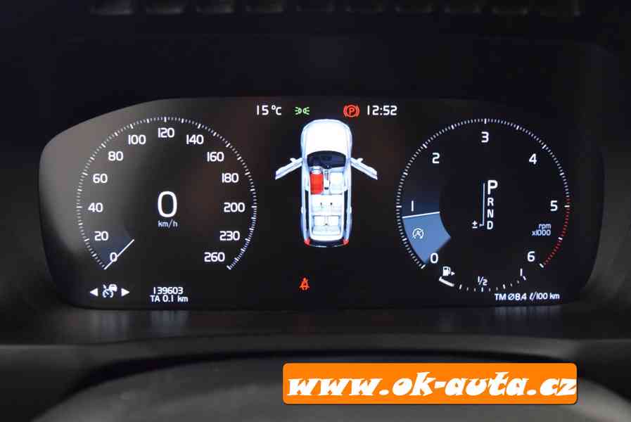 Volvo XC 90 2.0 D5 AWD 7 MÍST 138 000 KM 2018-DPH - foto 21