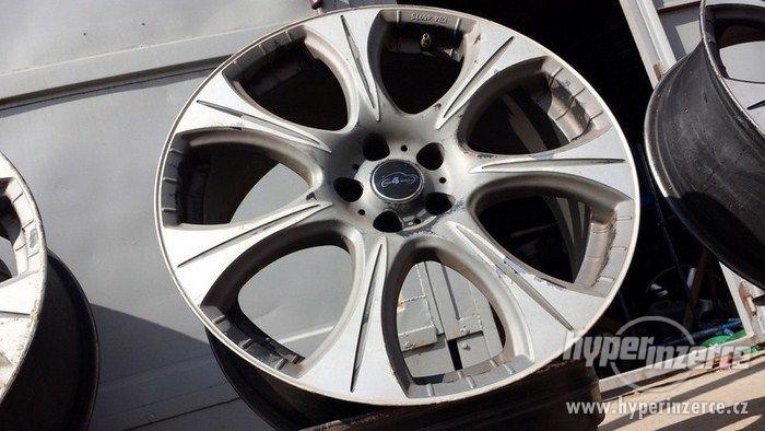 Alu orig. 4Comwheels 5x114.3 8.5jx20 et35  vhodné na:Chrysle - foto 4